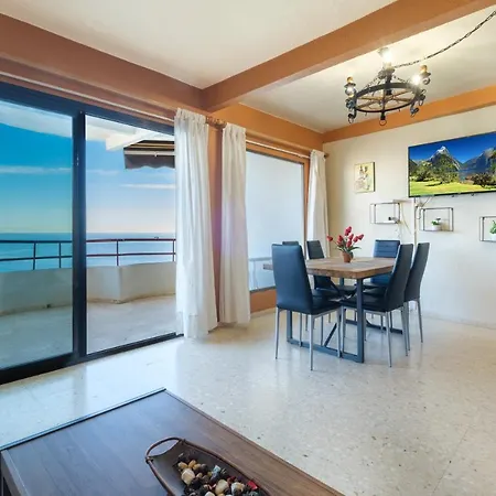 Lux Center 5-d דירה *