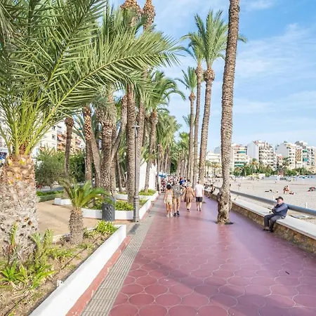 דירה Lux Center 5-d