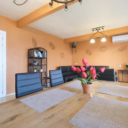 דירה Lux Center 5-d *