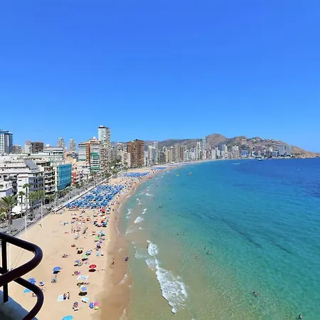 דירה Lux Center 5-d